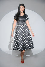 Rochia Dottie Noir cu buline, buzunare si curea