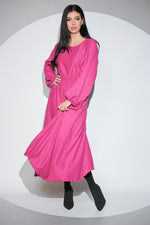 Rochia Rosalinda fuchsia din jerseu gros cu viscoza, croi lejer si asimetric