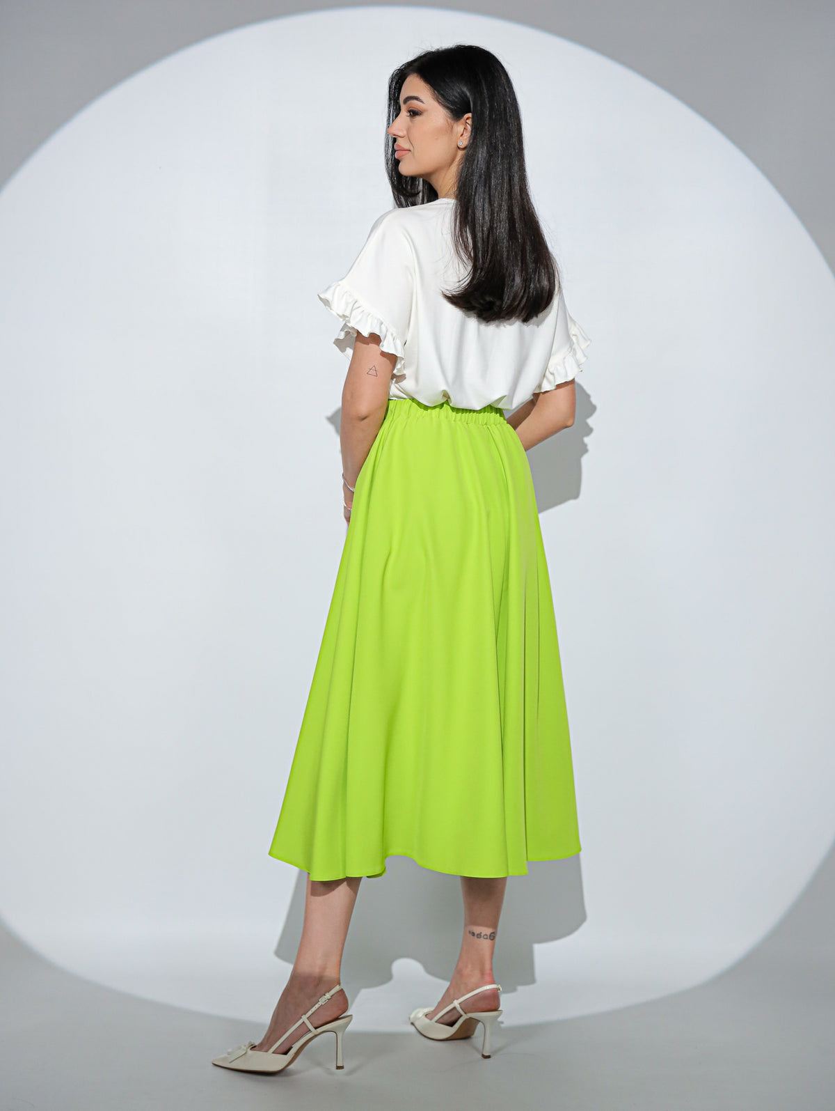 Fusta Alizée Lime cu croi clos, buzunare si elastic pe talie