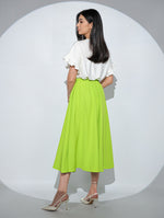 Fusta Alizée Lime cu croi clos, buzunare si elastic pe talie