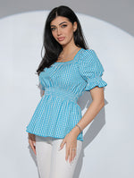 Bluza Dorothy din bumbac cu imprimeu vichy bleu, cu decolteu patrat si talia marcata cu elastic