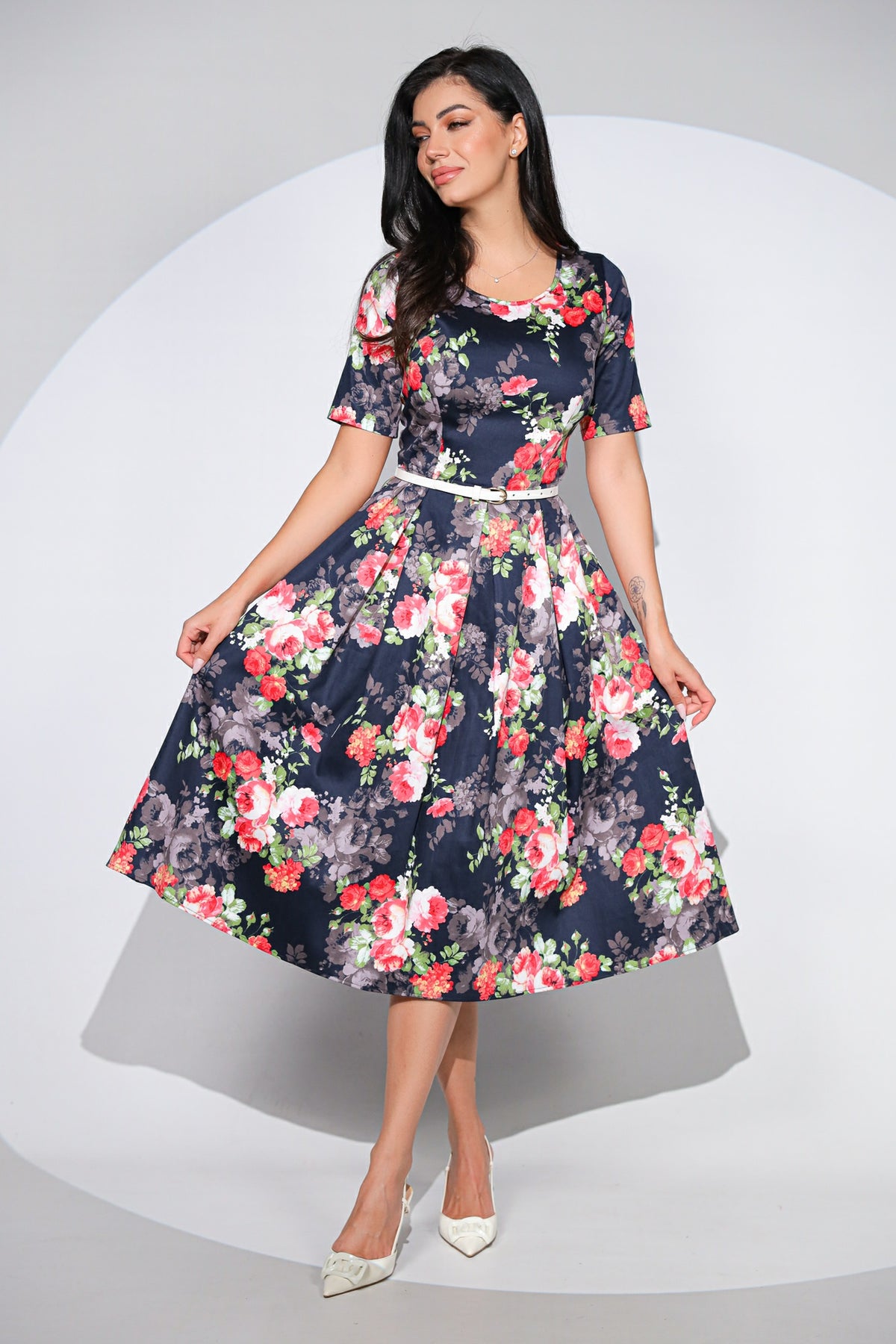 Rochia Serena din bumbac cu imprimeu floral, buzunare si curea