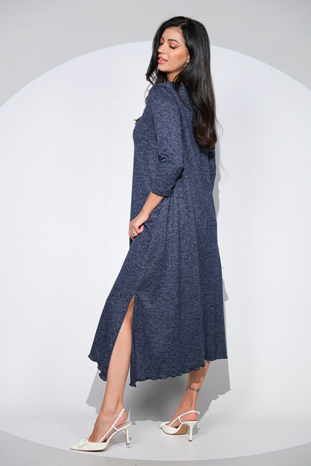 Rochia Venice bleumarin din jerseu cu lana, croi lejer si asimetric