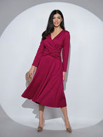 Rochia Adnana din jerseu de bumbac, cu drapaj in talie si decolteu in V