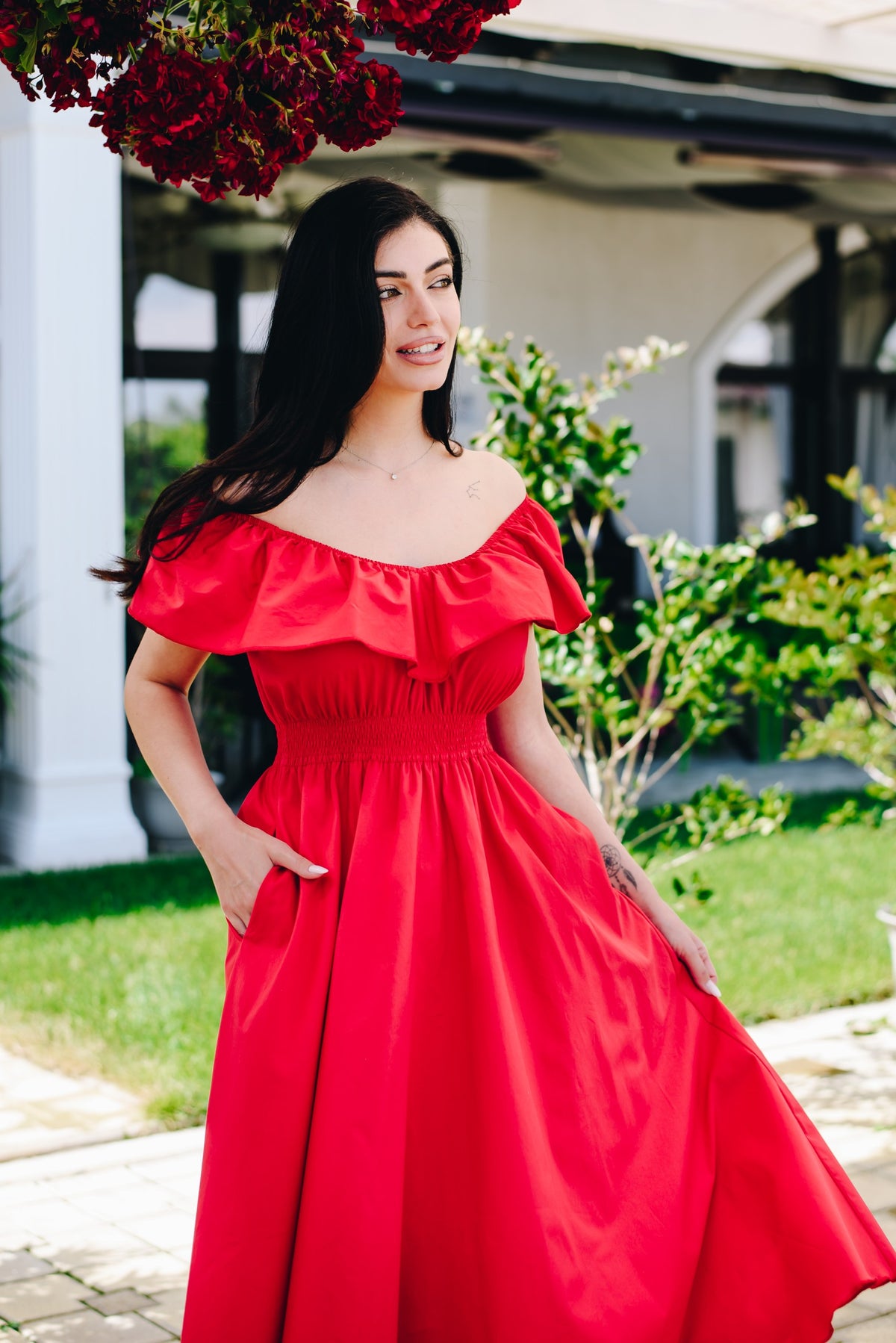 Rochia Milena Rosso din poplin de bumbac cu volan la decolteu si talie elastica | Monielle