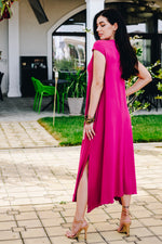 Rochia Dolce Venice Fuchsia din jerseu fluid cu decolteu in V si tiv asimetric | Monielle