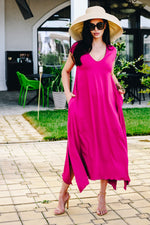 Rochia Dolce Venice Fuchsia din jerseu fluid cu decolteu in V si tiv asimetric | Monielle