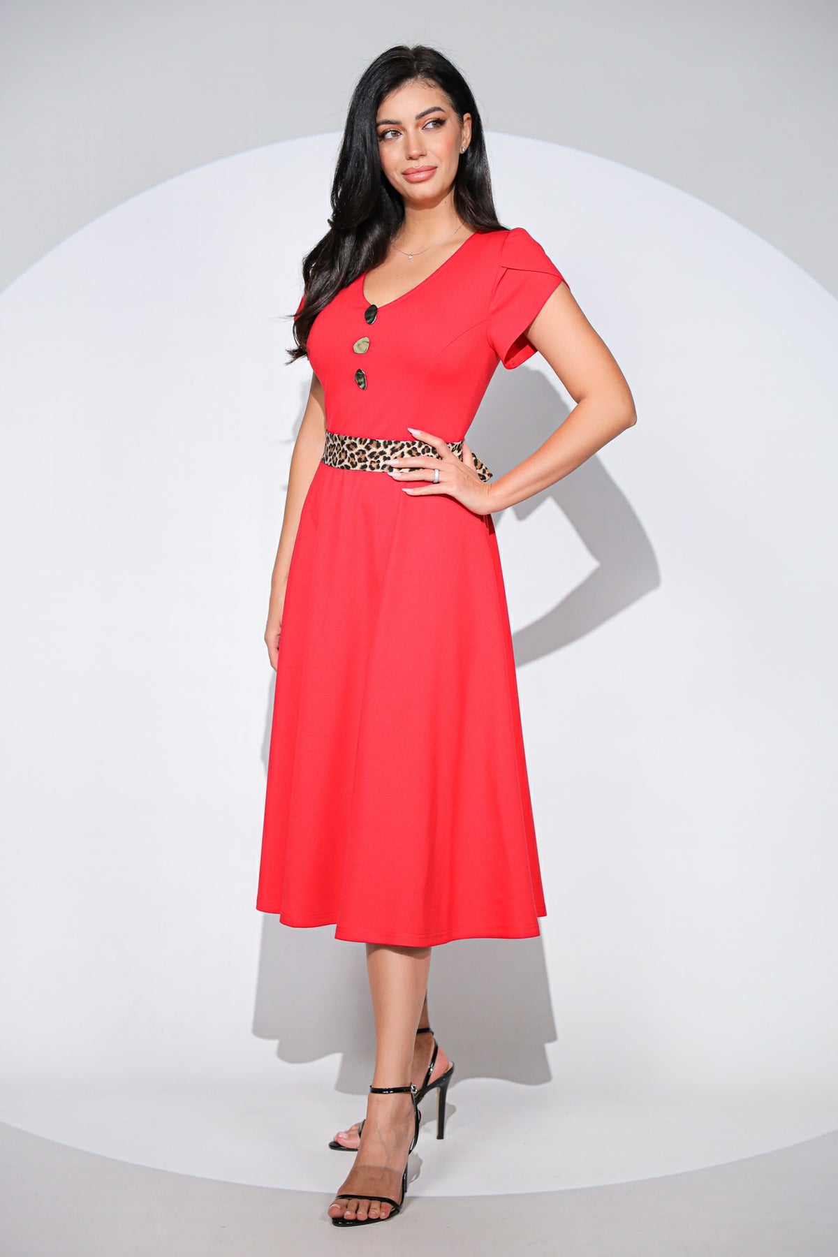 Rochia Amira din jerseu cu bumbac si elastan, cu cordon animal print si nasturi aurii