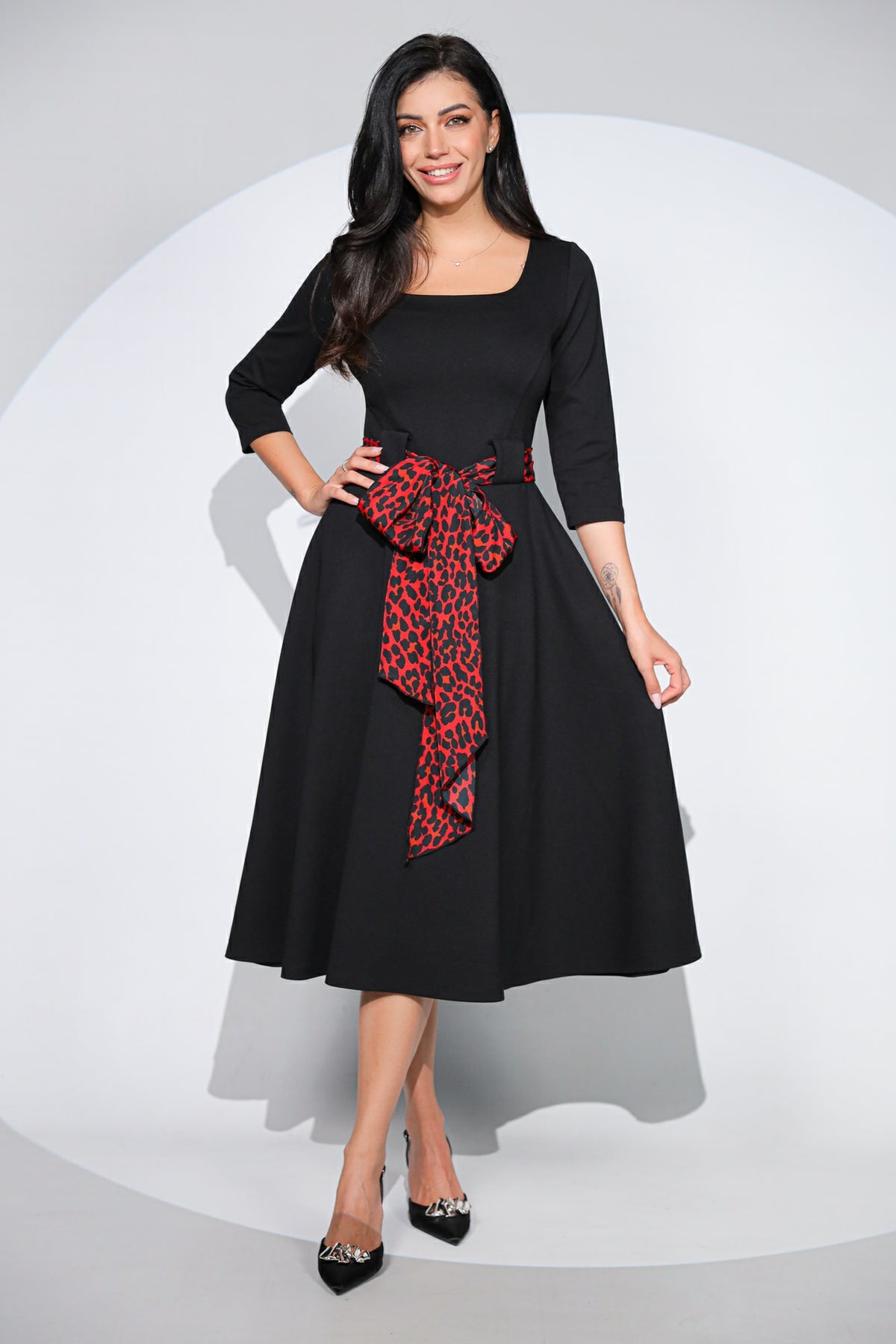 Rochia Allegra din jerseu de bumbac cu 3 eșarfe incluse