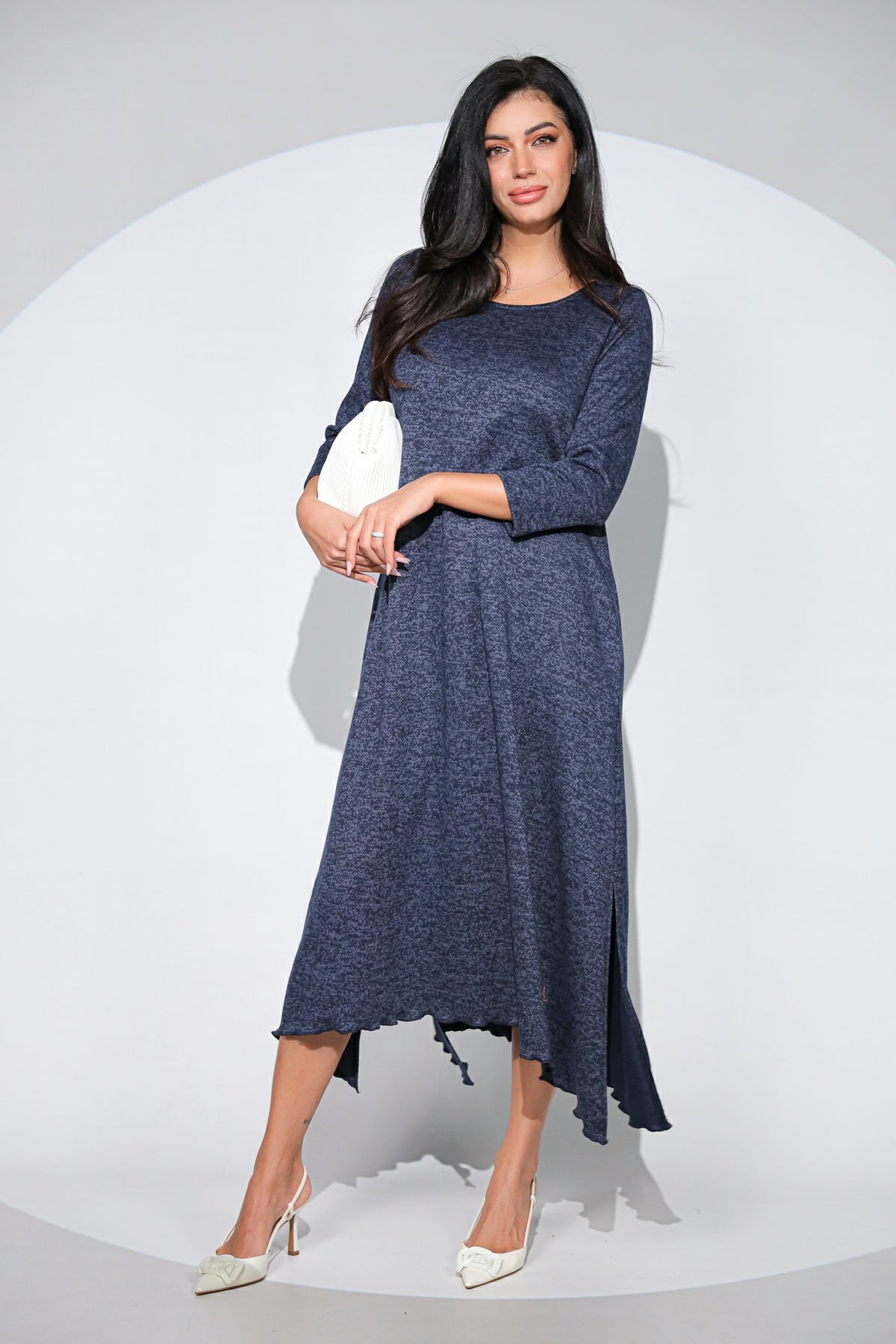 Rochia Venice bleumarin din jerseu cu lana, croi lejer si asimetric